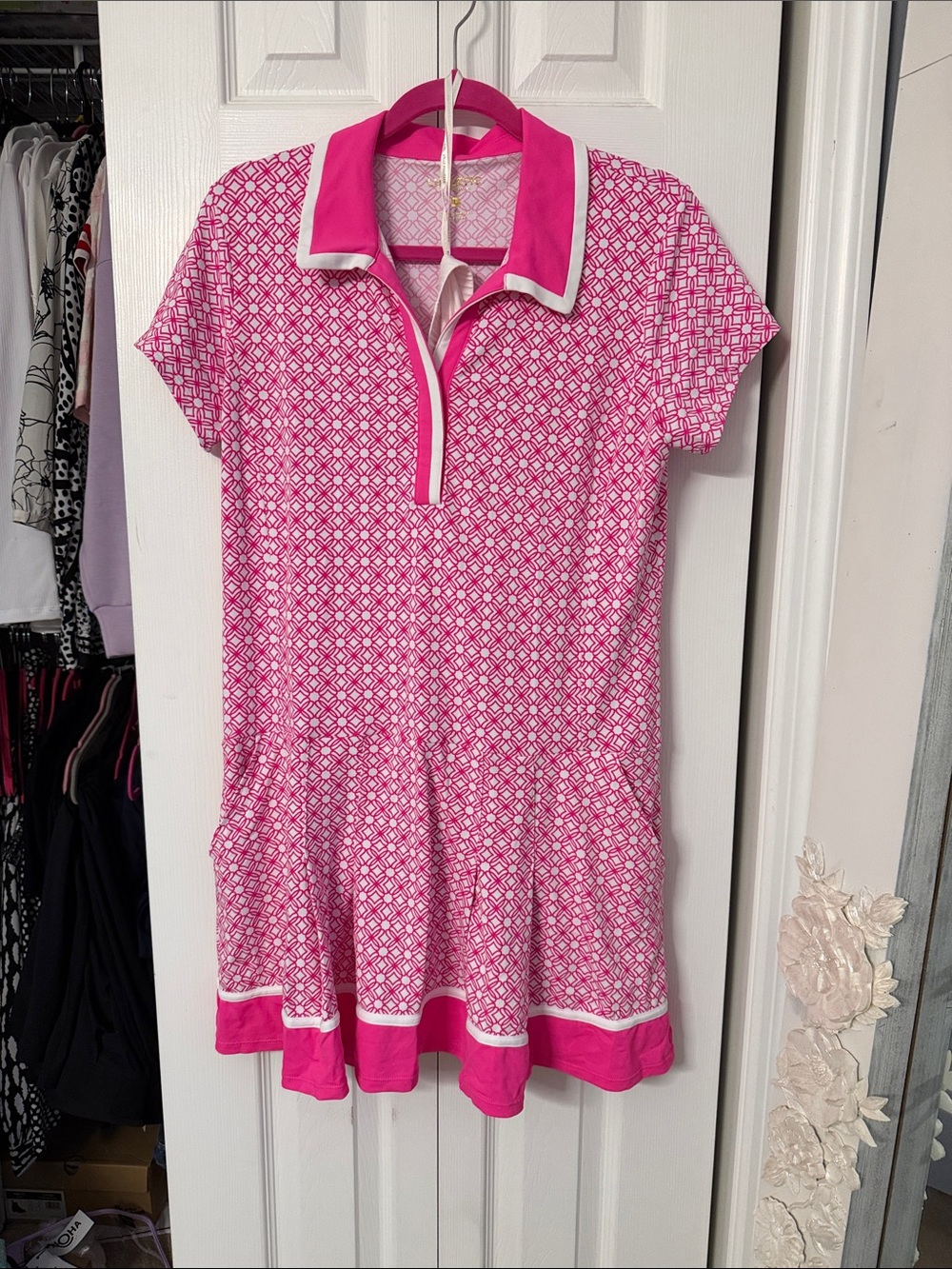LILLY PULITZER SIZE LARGE LUXLETIC JESSAMY DRESS *BUTTERFLY PATTERN*